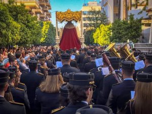 milagrosa-rosario-cruz-roja